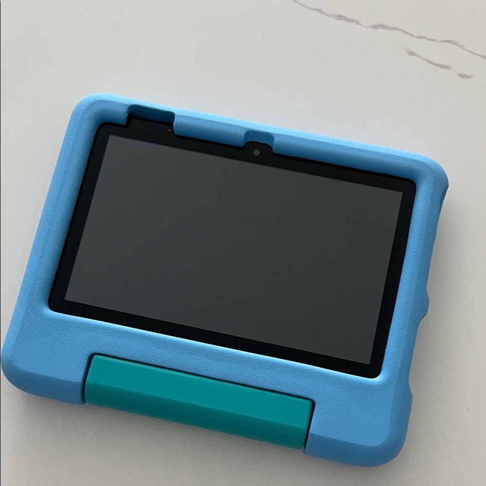 Blue Amazon Fire 7 kids/toddler Tablet with Protective Case